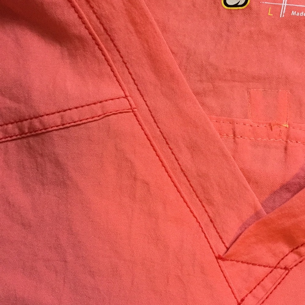 Winks Scrub Top - Picture 3 of 7